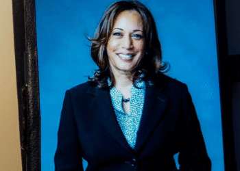 Тајна Операција у Белој Кући: Камала Харис на Челу Америке!