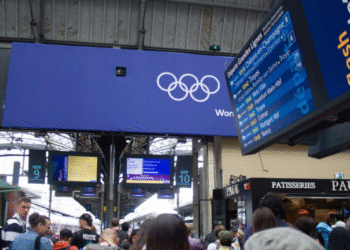 МИНИСТАР САОБРАЋАЈА ПОРУЧУЈЕ: Железничка мрежа у Француској се враћа у нормалу после вандалског напада!