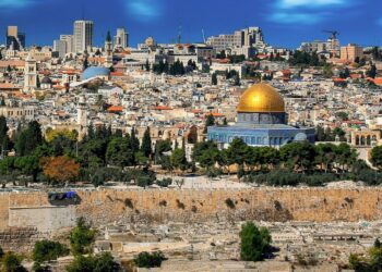 СПОРНА ОДЛУКА: Израел Регрутује Ултра-православце у Војску!