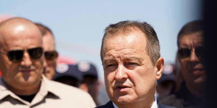 НАПАД ИСПРЕД ИЗРАЕЛСКЕ АМБАСАДЕ: ЛИКВИДИРАН РАДИКАЛНИ ТЕРОРИСТА РАМОВИЋ, ПОЛИЦИЈА СПРЕЧИЛА ВЕЋУ ТРАГЕДИЈУ!