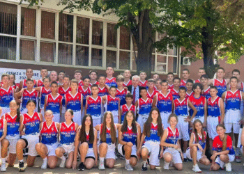 Зоран Анђелковић пружа руку деци са Косова, Македоније и Српске – Пошта Србије партнер у изградњи будућности