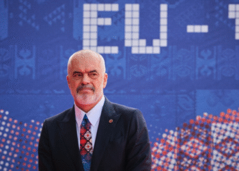 Микро-држава у Тирани: Рамина нова верзија „Велике Албаније“