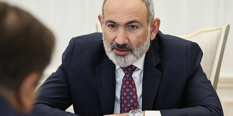 Јерменија и Азербејџан пред историјским мировним договором: Мир на видику?