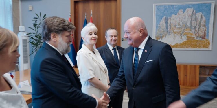 Štoker u Srbiji: Sastanci sa Vučićem i Macutom u Palati „Srbija”