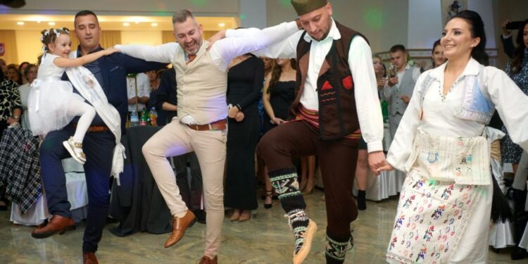 Ljubav i tradicija u srcu Srbije: Svadba koja čuva naše korene
