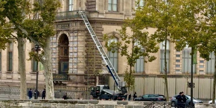 Pljačkaši iz Luvra priznali delo: Uhvaćeni počinioci pljačke stoleća