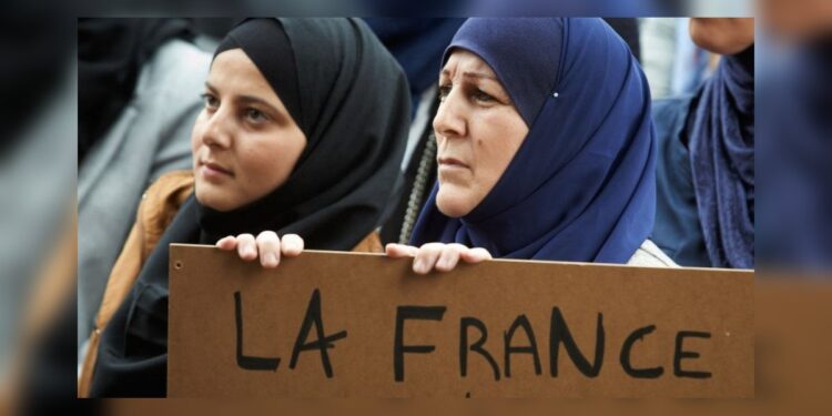 Da li je Francuska još hrišćanska zemlja?