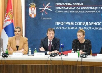 Država pomaže sa 130 miliona dinara: paketi hrane i ogrev za 7.200 porodica