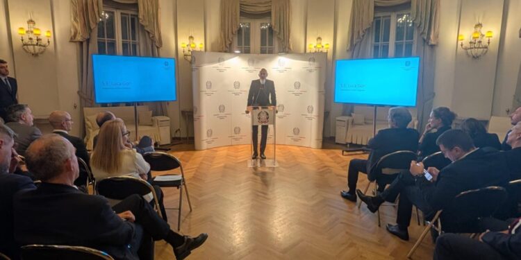 Italijanski ambasador Luka Gori okupio privrednike u Beogradu