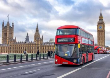 Britanija pod teretom sopstvene bahatosti: Dug od 2,6 biliona i nula odgovornosti