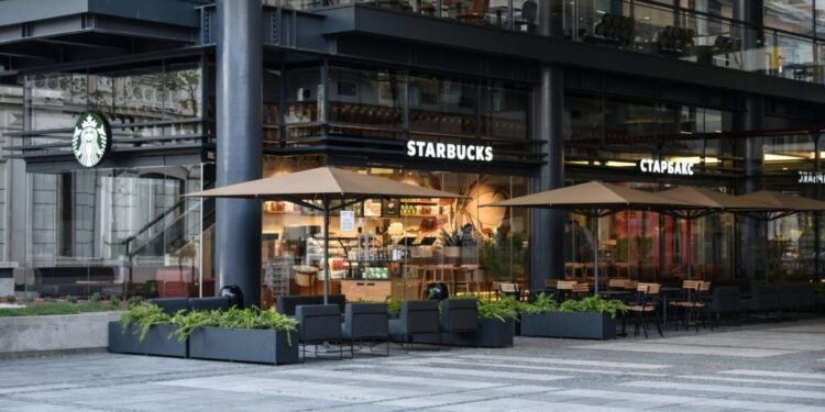 Gorak dan za Starbucks: 1.000 radnika napustilo radna mesta širom Amerike