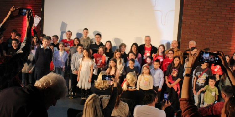 Očuvanje jezika i medijske pismenosti: Festivali KIDIKEM i „Slovo po slovo” za mlade