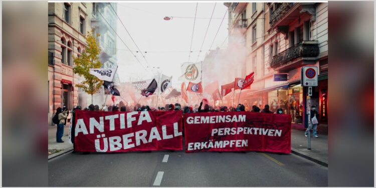 Cirih u plamenu: Antifa napada policiju, a Kran Montanu zaboravili!