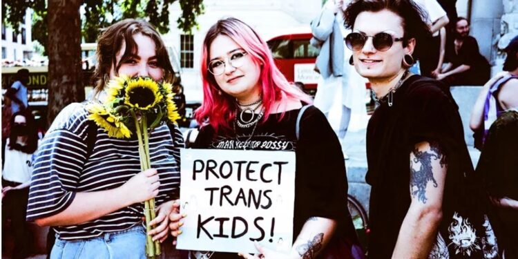 Trans-trend kod Generacije Z: Prolazna moda ili simptom dublje krize?