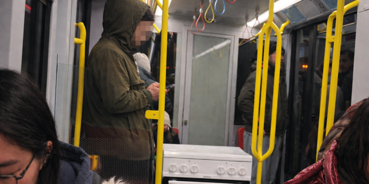 Ako nemaš para za dostavu: Bečki metro je rešenje!