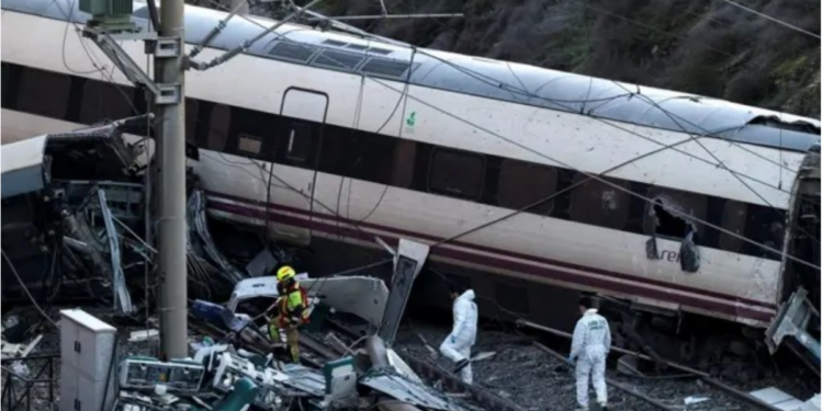 Uništavaju dokaze: Državna kompanija u Španiji ometa istragu o nesreći sa vozovima