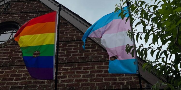 Republikanci u Kanzasu ukinuli trans oznake na dokumentima