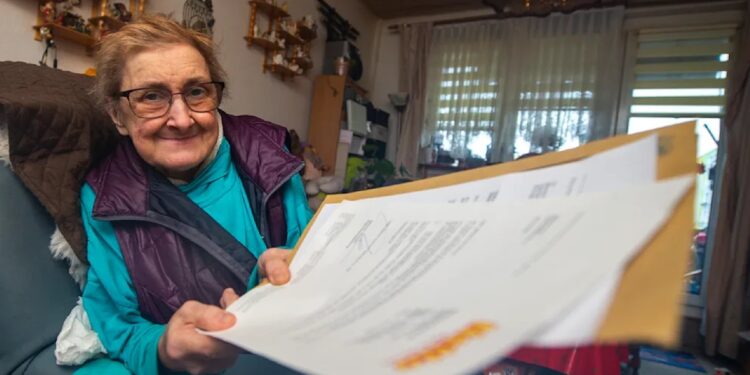 Orah digao Nemačku na noge: Potera za krimi-penzionerkom