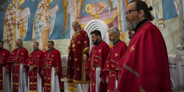 Čuvajmo našu crkvu: Ne dajmo da je iko vređa, da nas međusobno svađa i raslabljuje!