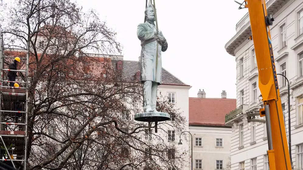 Zloupotreba poreskog novca u Beču: 800.000 evra za nagib od 3,5 stepeni