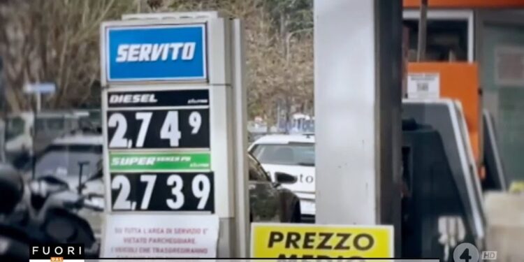 Gužve na pumpama u Italiji: Cene goriva skoro duplirale