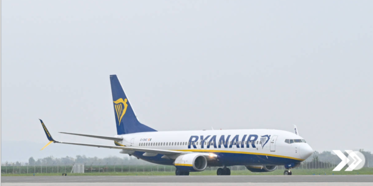 Zaplenjen Ryanair avion u Lincu zbog duga od 893 evra