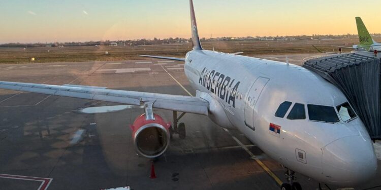 Poleteo avion sa srpskim državljanima iz Dubaija: Švajcarci nemoćni u krizi