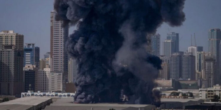 Pogođen američki konzulat u Dubaiju