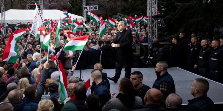 Mađarska predizborna borba ulazi u završnicu: Orban ima jaku podršku dijaspore u Srbiji