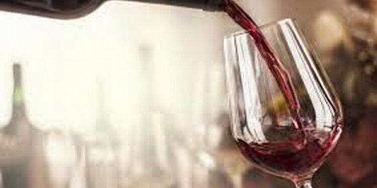 Najveća zaplena vina u Italiji: Falsifikovano 2,5 miliona litara