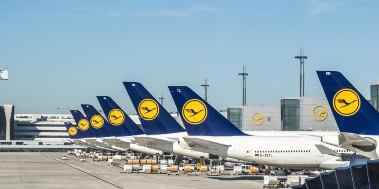 Lufthansa u totalnom kolapsu: više od 100.000 putnika biće bez leta