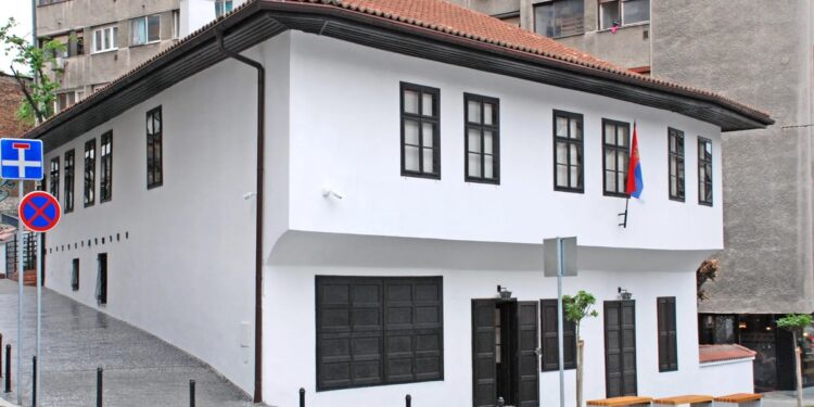 Tradicija nakita Kosovskog Pomoravlja u Manakovoj kući