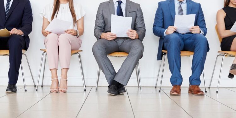 Raspisani javni pozivi za 15.000 radnih mesta