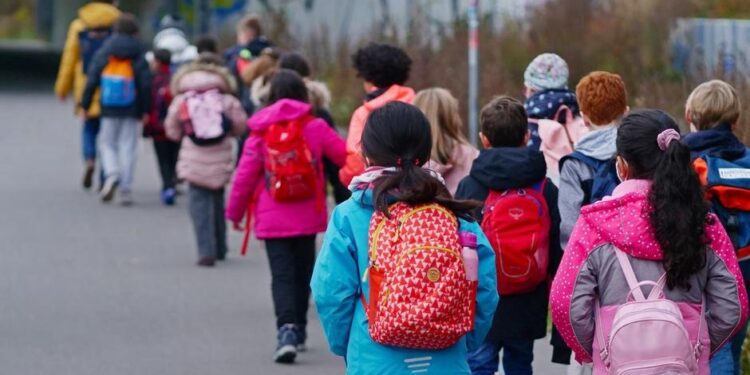 Kraj multikulti bajke: Ne učiš nemački, ideš pravo u zatvor!