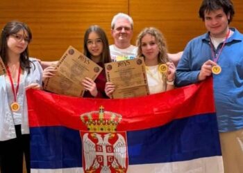 Zlato za Srbiju u Indiji: Mladi naučnici doneli tri medalje sa svetskog takmičenja