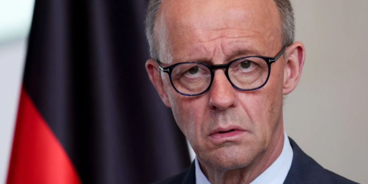 Приватно: Zakon protiv građana: U Nemačkoj političari štite sebe, a guše narodnu reč