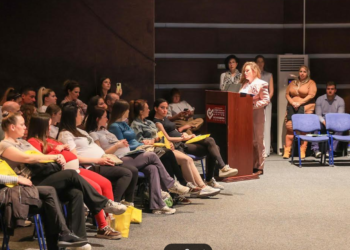 Kongres „Dobro došla bebo“ okupio brojne trudnice u Novom Sadu