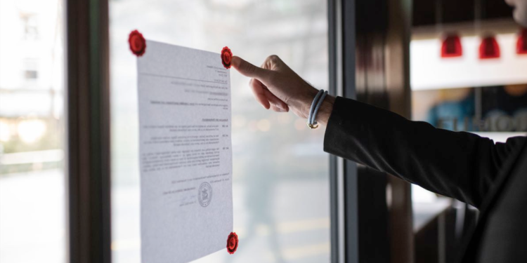 Švajcarska tone u rekordni talas stečajeva: Novi zakon ubija firme, a ekonomija slabi