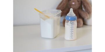 Panika među roditeljima u Evropskoj uniji: Povučena Nestle formula, dve bebe preminule