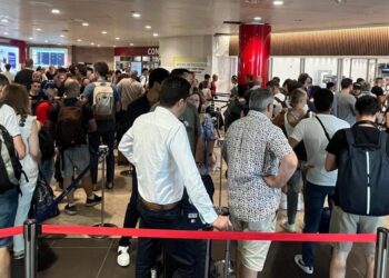 Putnici blokirani na aerodromima: Evropski sistem kontrole zakazao