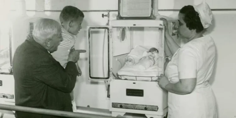 Inkubatori koji su kroz cirkus i zabavne parkove spasili hiljade beba