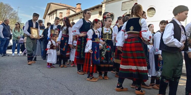 Dijaspora pokazala jedinstvo: Vaskrs spojio Srbe na svim kontinentima