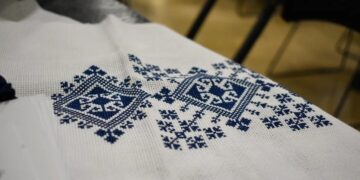 Iz Beograda i Banjaluke u Pariz: Zmijanjski vez pred francuskom publikom