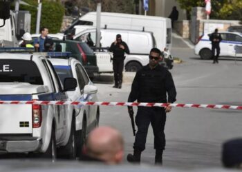 Grčka – Dvostruka pucnjava u nekoliko minuta: Petoro ranjenih u Atini