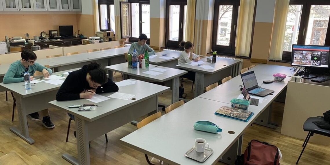 Mladi matematičari među najboljima na svetu: Četiri medalje za Srbiju