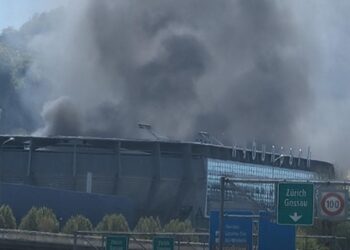 Stadion u Švajcarskoj pod dimom, vatrogasci hitno reagovali