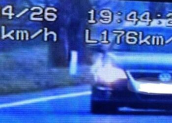 Zbog kolača jurila 176 km/h: Momentalno ostala bez vozačke