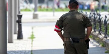 Skandal u bečkoj kasarni: Podoficir pozivao žene na se*s tokom smene