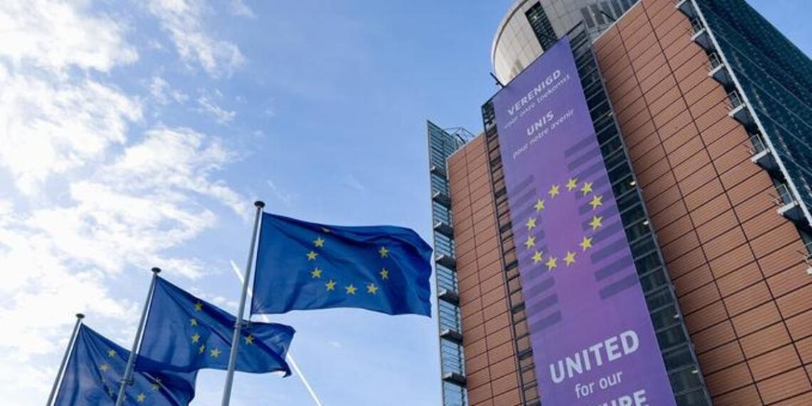 Uzbuna: Brisel ubrzava zelenu tranziciju, Evropa se odriče fosilnih goriva