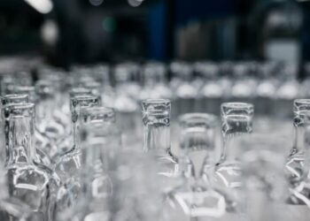 Paraćin ponovo postaje centar stakla: Predsednik Srbije otvara ključni pogon